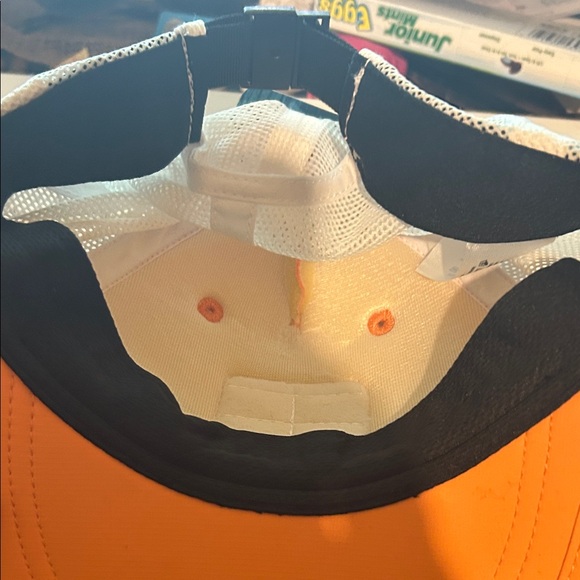 Speedo Orange Cap with White Mesh - Picture 4 of 4